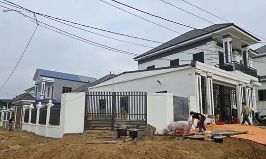 Khu tái định cư cho người dân bị ảnh hưởng bởi dự án tuyến đường Đông - Tây, đoạn qua địa bàn xã Phú Long, huyện Nho Quan, Ninh Bình. Ảnh: Nguyễn Trường