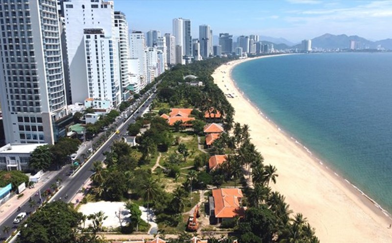 The coastline in Nha Trang. Photo: Huu Long