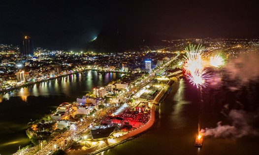 Bình Định sẽ bắn pháo hoa tầm thấp vào lúc 0h ngày 29.1.2025 kết hợp với màn trình diễn ánh sáng bằng Drone. Ảnh: Dũng Nhân
