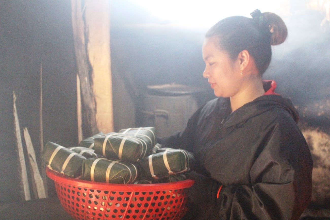 Banh chung with peanuts is an unforgettable memory every time Tet comes and spring returns in difficult times. Photo: Trinh Nguyen