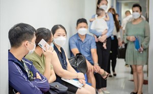 The number of people with seasonal flu is increasing around the Lunar New Year. Photo: Thuy Linh