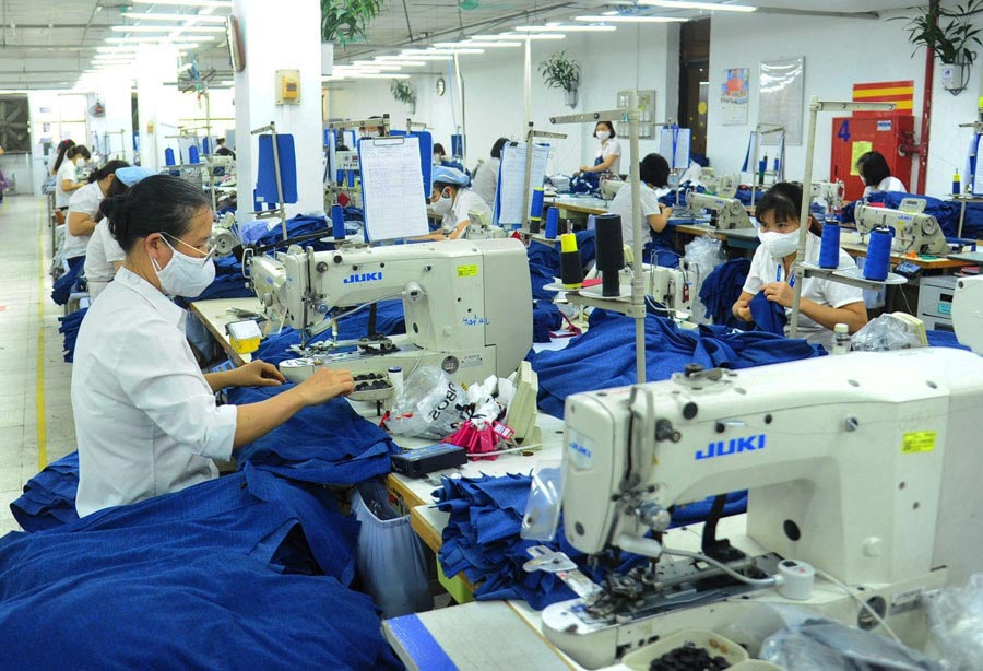 Strive to achieve a minimum growth rate of 8% in 2025. Photo: Pham Dong