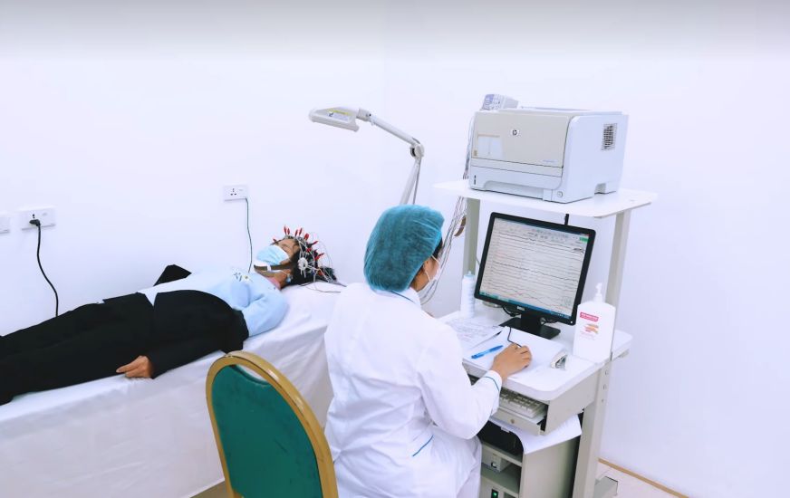 Many benefits for people as well as medical staff during the digital transformation process. Photo: Nguyen Ha