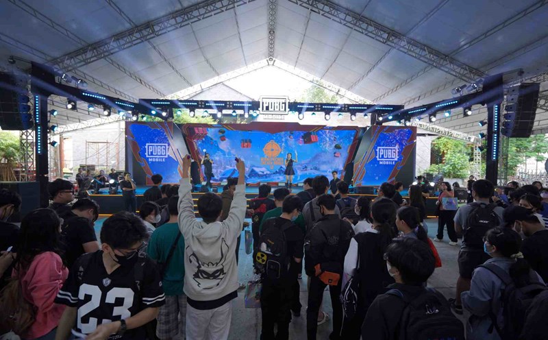 E-sports in Vietnam currently has a lot of followers. Photo: Viet Khoa