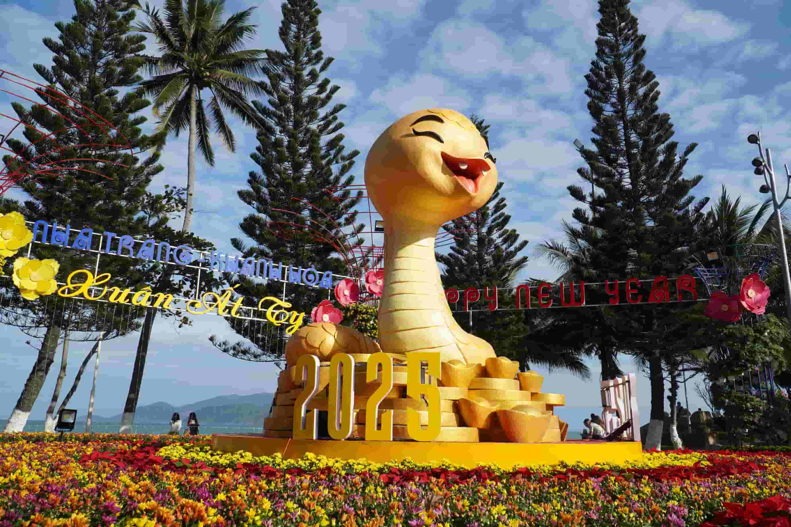 King cobra mascot in Nha Trang city center.