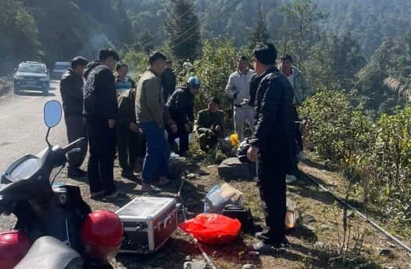 Lực lượng chức năng Lào Cai đang điều tra, làm rõ vụ việc. Ảnh: Người dân cung cấp