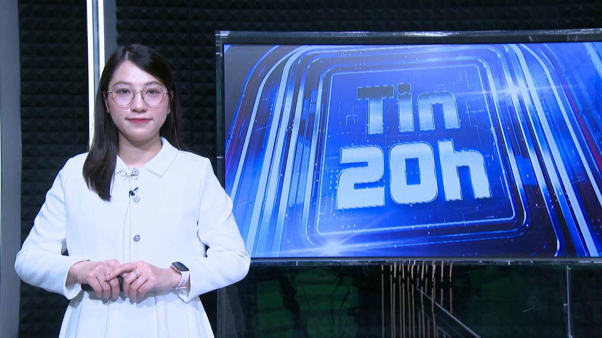 8pm News: Traffic congestion hotspots in Hanoi to be resolved soon