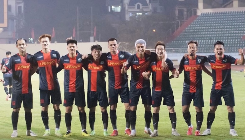 Phu Dong Ninh Binh continues to lead the 2024-2025 National First Division. Photo: NBFC