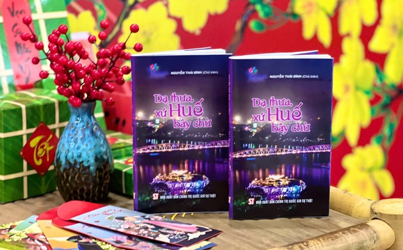 The book “Yes sir, Hue today” by author Nguyen Thai Binh. Photo: Ai Van