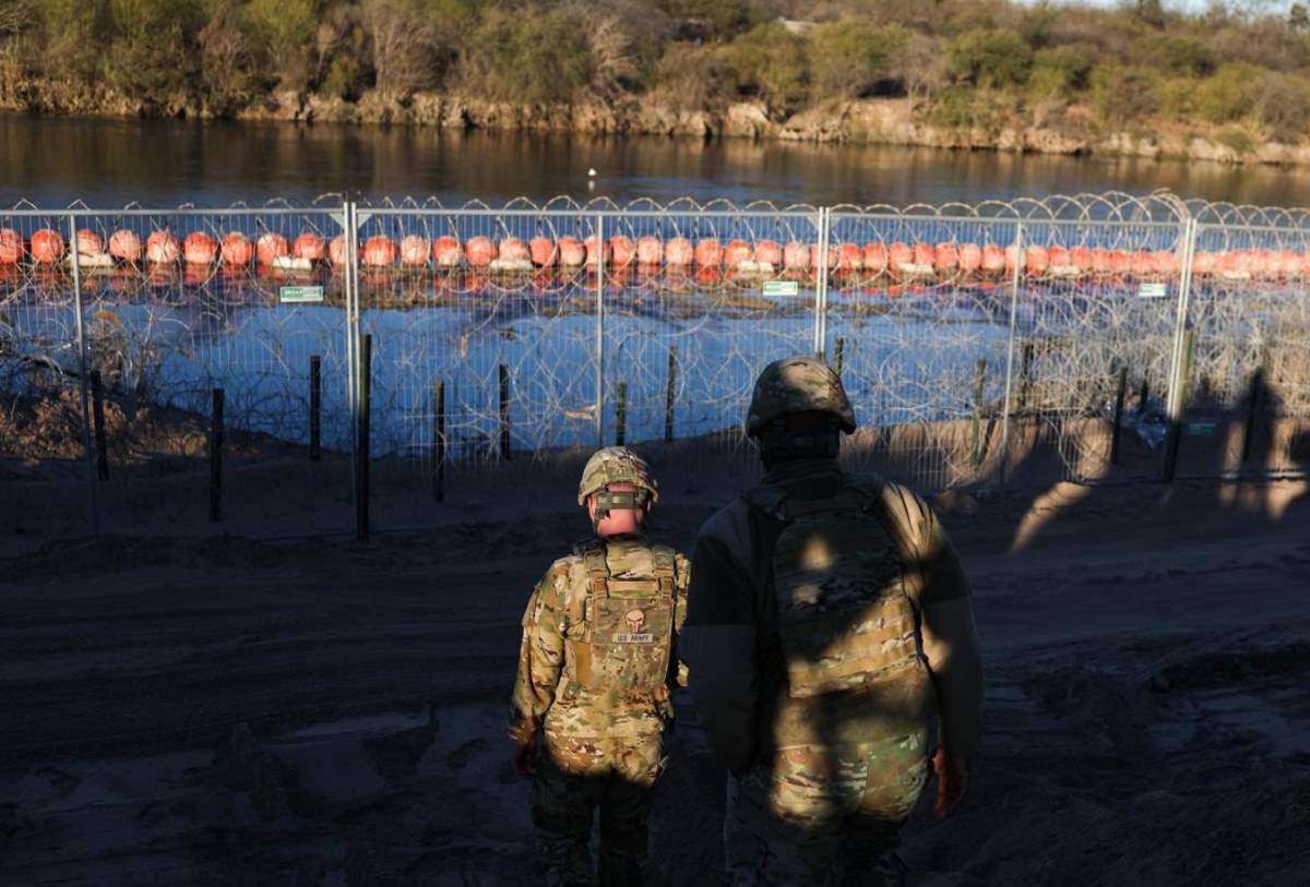 Binh si My tuan tra bien gioi My-Mexico tai Eagle Pass, Texas, ngay 24.1.2025. Anh: AFP