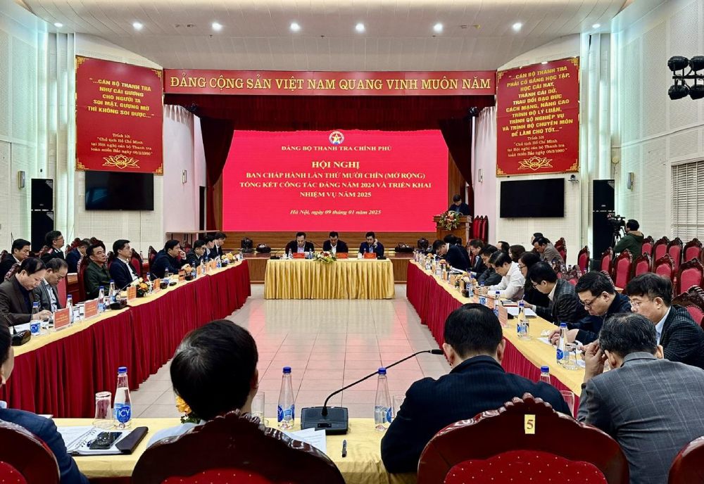 Conference on deploying tasks for 2025 of the Government Inspectorate Party Committee. Photo: thanhtra.com.vn
