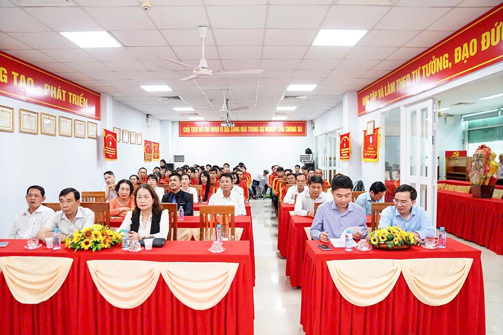 Toan canh buoi hop mat, tham va chuc tet cua lanh dao tinh voi nganh the thao Binh Duong. Anh: So VHTTDL Binh Duong