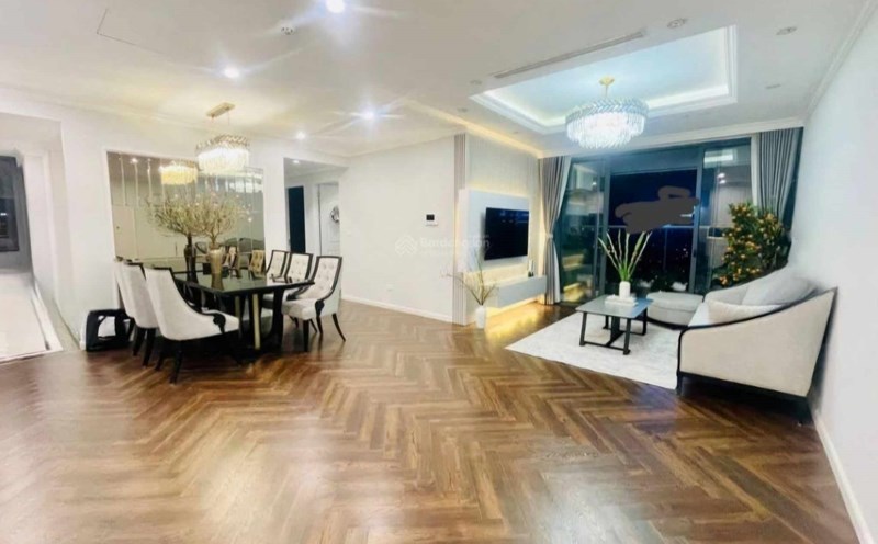 Prices of apartment segments in Hanoi have been continuously increasing recently. Illustration photo: Thu Giang