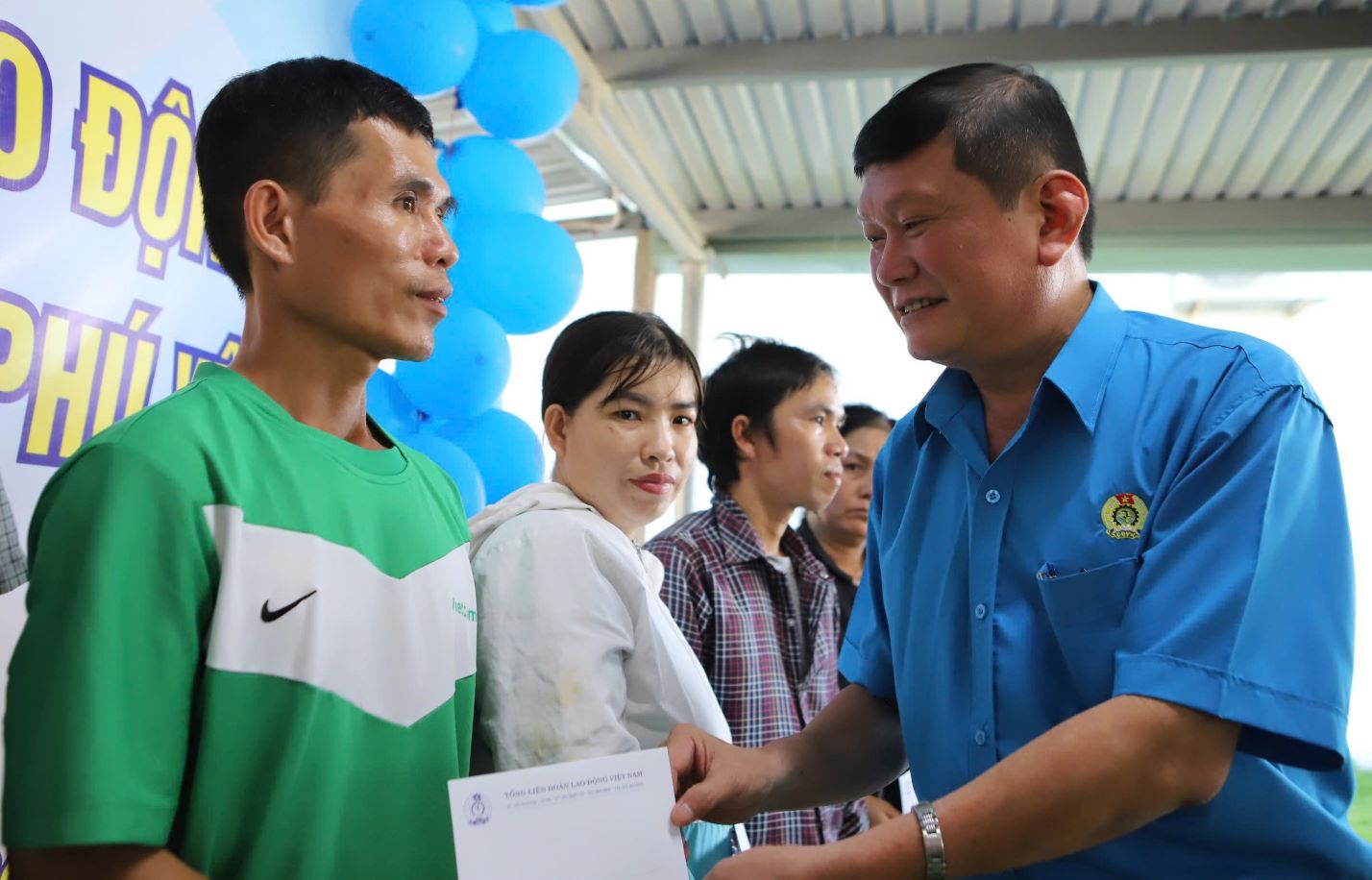 Phu Yen Trade Union builds many meaningful welfare programs to attract union members to join the Union. Photo: Hoai Luan