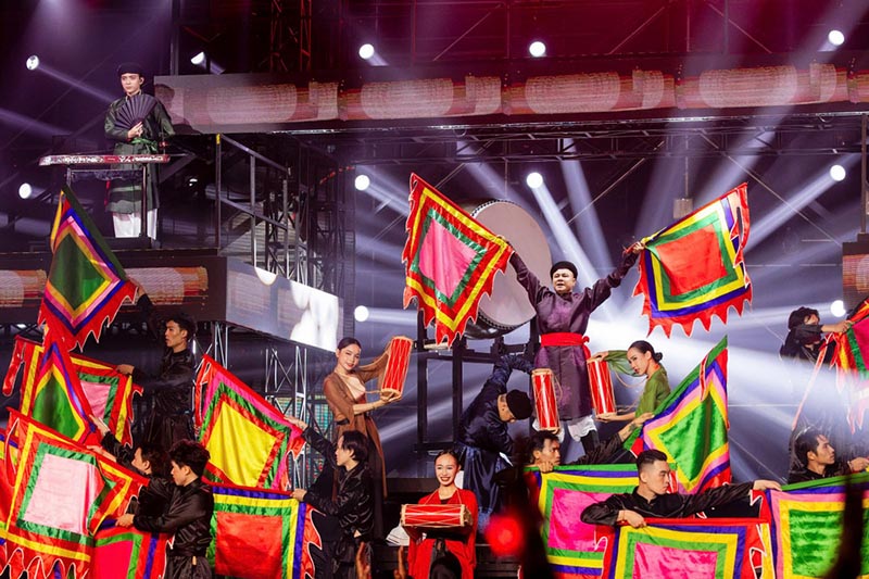 The beauty of national culture needs to be preserved and promoted in all cultural fields. Photo: Producer of Call Me by Fire