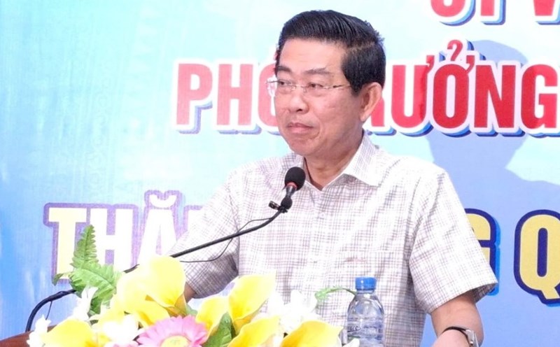 Member of the Party Central Committee, Deputy Head of the Central Internal Affairs Commission Vo Van Dung spoke at the gift-giving ceremony for union members of Bac Lieu province. Photo: Nhat Ho