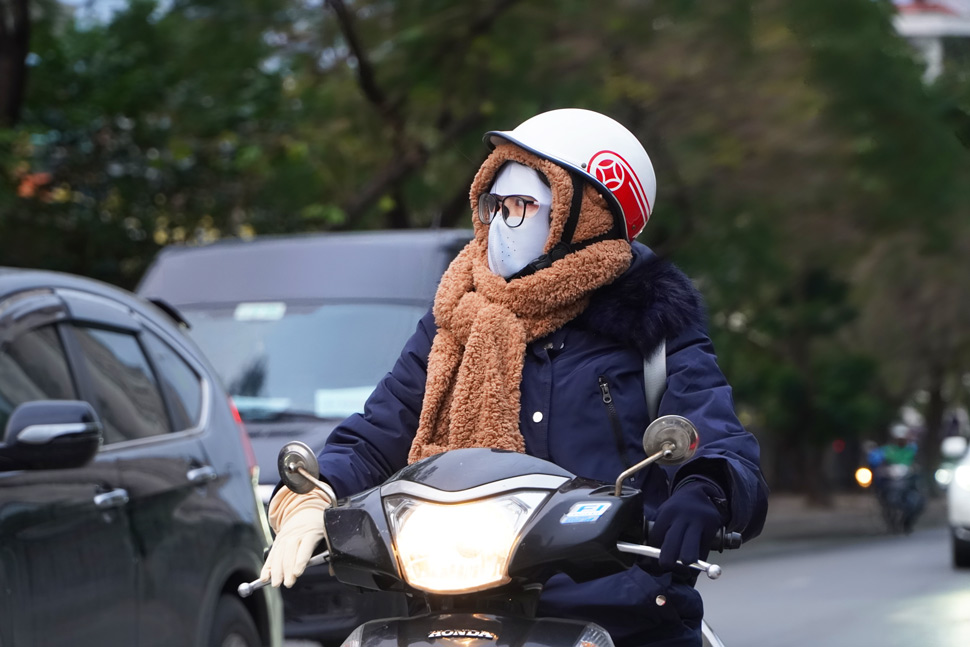 Cold air is forecast to strongly impact Hanoi from the 28th to the 29th of Tet. Photo: Hai Danh