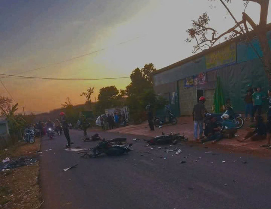 Hiện trường vụ tai nạn giao thông khiến hai người tử vong. Ảnh: Người dân cung cấp