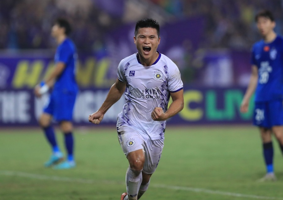 V.League players maintain a scientific training and diet regimen during Tet holiday. Photo: Minh Dan