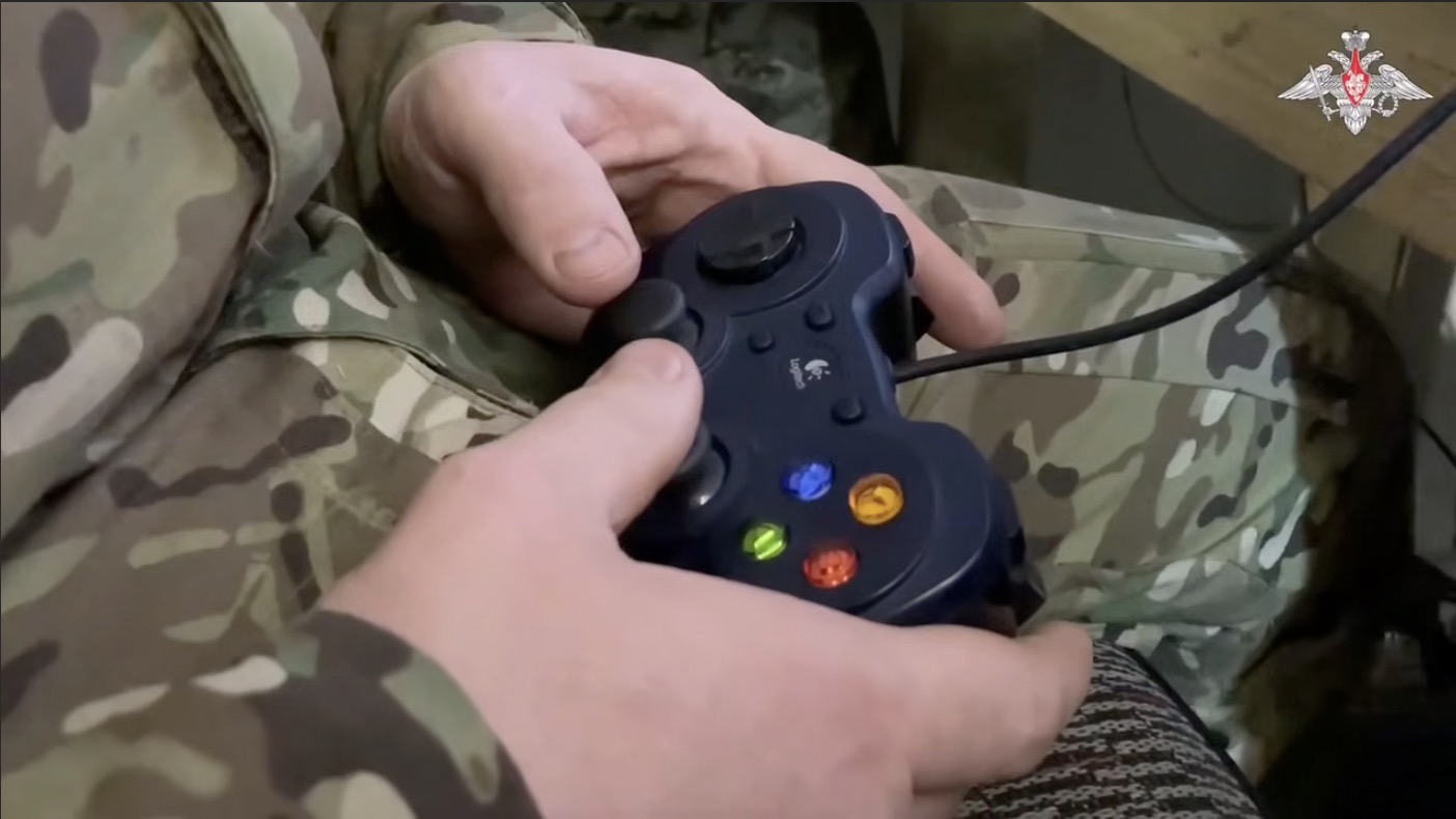 Russian soldier's UAV control device. Photo: Russian Ministry of Defense