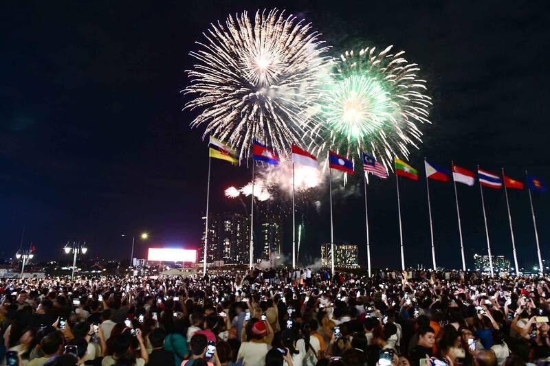 Weather forecast for New Year's Eve in Ho Chi Minh City is favorable. Photo: Chan Phuc