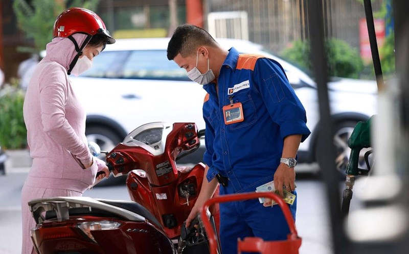 It is forecasted that gasoline prices during the management period may decrease sharply. Photo: Hai Nguyen