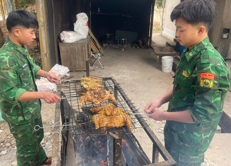 Tet bien phong cua nhung nguoi linh noi cuoi troi Tay Bac. Anh: Khanh Linh