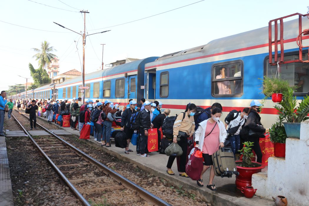 The Trade Union will donate more than 1,000 train tickets to bring disadvantaged workers in Binh Duong home for Tet.
