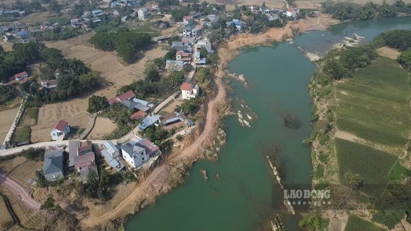 Bo ke chong sat lo tai xa Nha Long. Anh: Lam Thanh