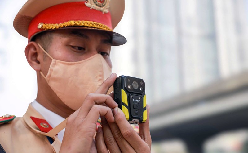 Instructions for creating an account to report traffic violations