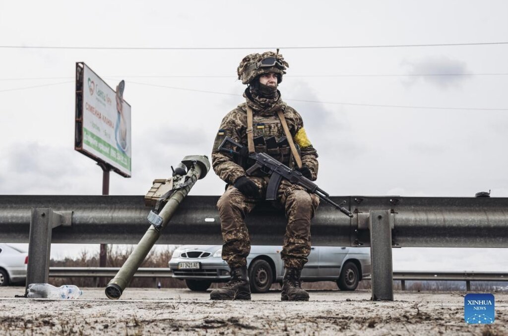 A Ukrainian soldier in Irpin. Photo: Xinhua