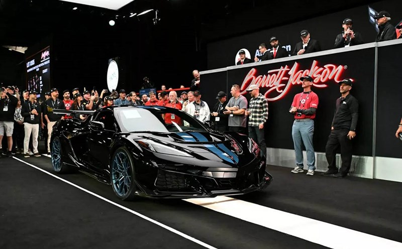The first 2025 Chevrolet Corvette ZR1 was auctioned for 3.7 million VND. Photo: Chevrolet