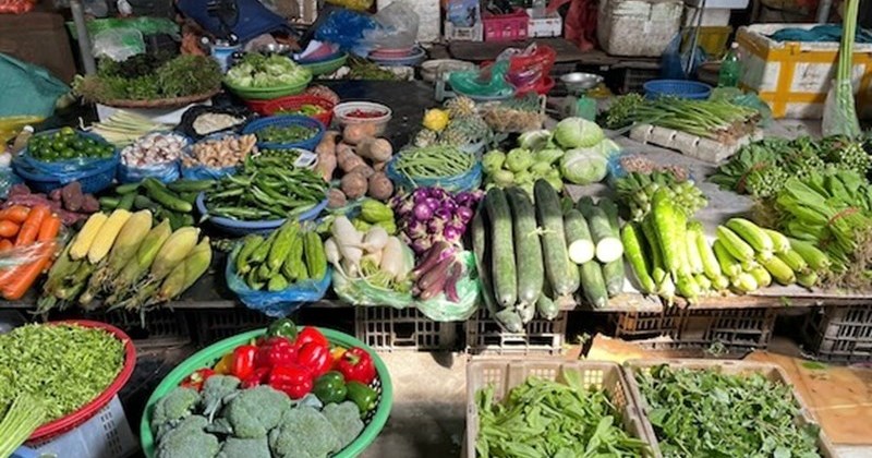 Rau củ giảm giá, thực phẩm tươi sống tăng nhẹ