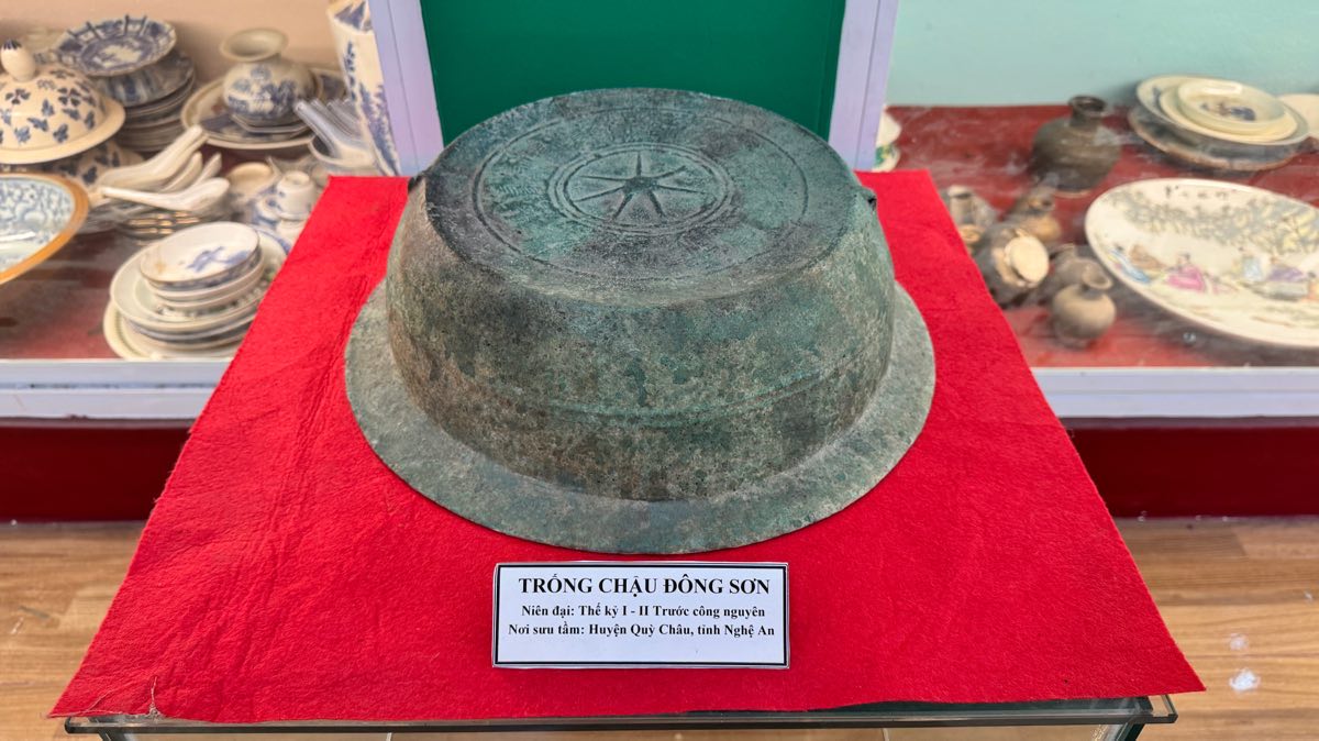 Cac co vat tai bao tang duoc bao quan trang trong. Anh: Duy Tuan 