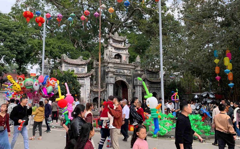 Spring Spring temple Hung Yen 2025. Photo: Mai Huong