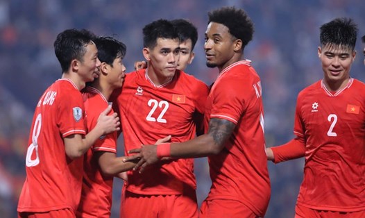 Tuyển Việt Nam tái đấu Thái Lan trên sân khách tại chung kết lượt về ASEAN Cup. Ảnh: Minh Dân