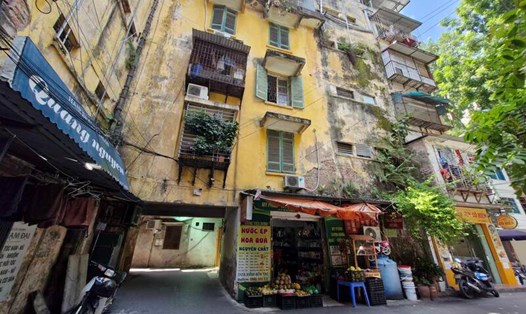 Một góc khu nhà tập thể Kim Liên (quận Đống Đa, Hà Nội). Ảnh: Thu Giang