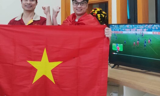 Người dân Hải Dương cổ vũ cầu thủ Văn Thanh và các cầu thủ đội tuyển Việt Nam. Ảnh: Nhân vật cung cấp