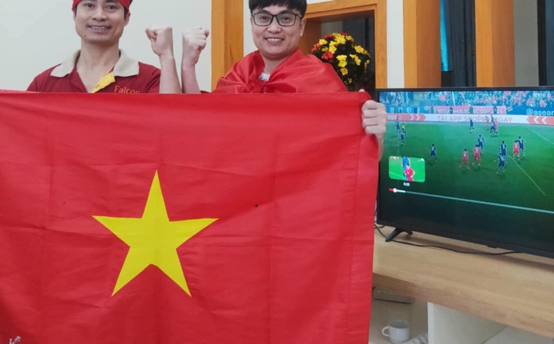 Hai Duong people cheer for player Van Thanh and other players of the Vietnam national team. Photo: Provided by the character