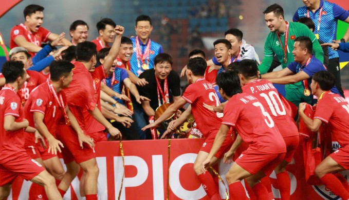 Tuyển Việt Nam vô địch ASEAN Cup và dấu ấn HLV Kim Sang-sik