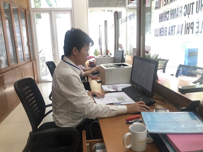 The Ministry of Home Affairs responds to recommendations on amending and supplementing circulars guiding job positions. Illustration photo: Huong Nha