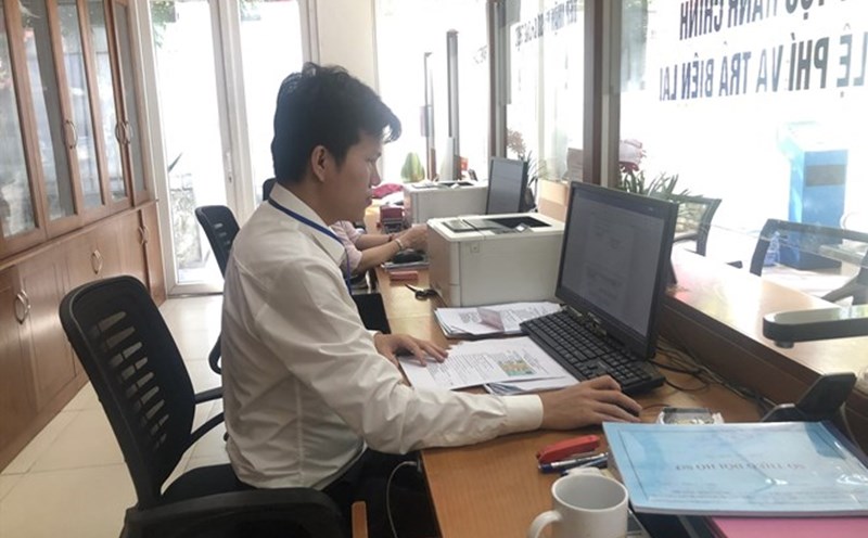 The Ministry of Home Affairs responds to recommendations on amending and supplementing circulars guiding job positions. Illustration photo: Huong Nha