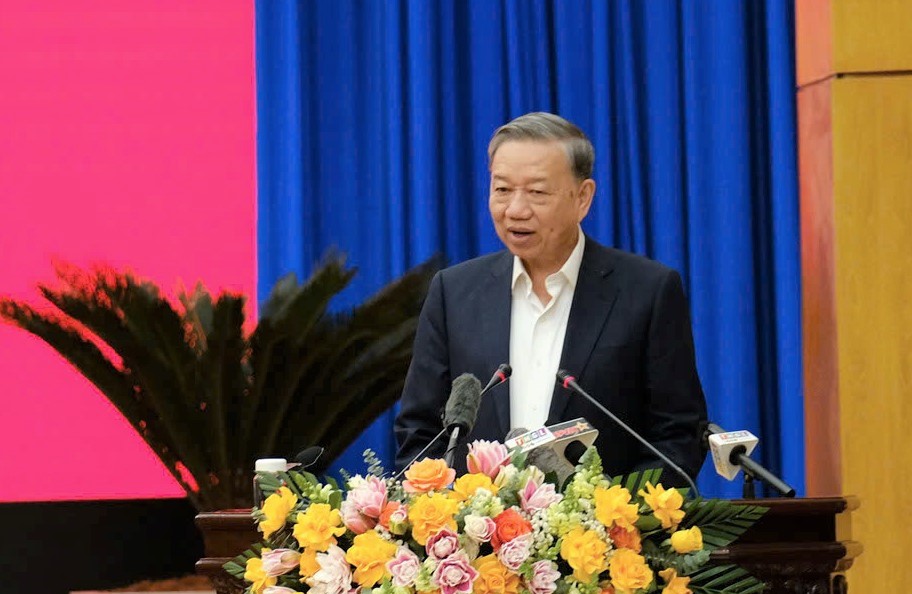 General Secretary To Lam gave a directive speech at a working session with key officials of Gia Lai province. Photo: Thanh Tuan