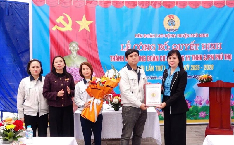 Launching ceremony of the Trade Union of SJPN Phu Tho Company Limited. Photo: Huyen Ngoc