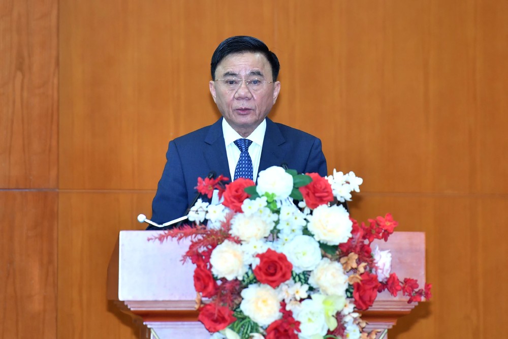 Politburo member, Standing member of the Secretariat, Chairman of the Central Inspection Commission Tran Cam Tu emphasized the requirement to reorganize and streamline the apparatus. Photo: Dang Khoa