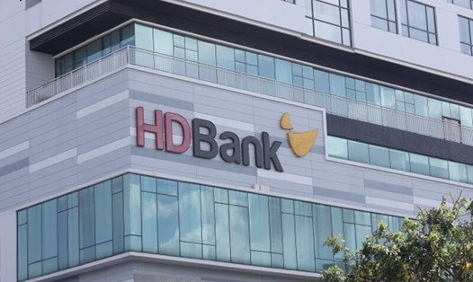 Tại HDBank, mức lãi suất cộng thêm cho khách hàng có thể lên đến 1,23%/năm đối với các kỳ hạn dài. Ảnh: HDBank.