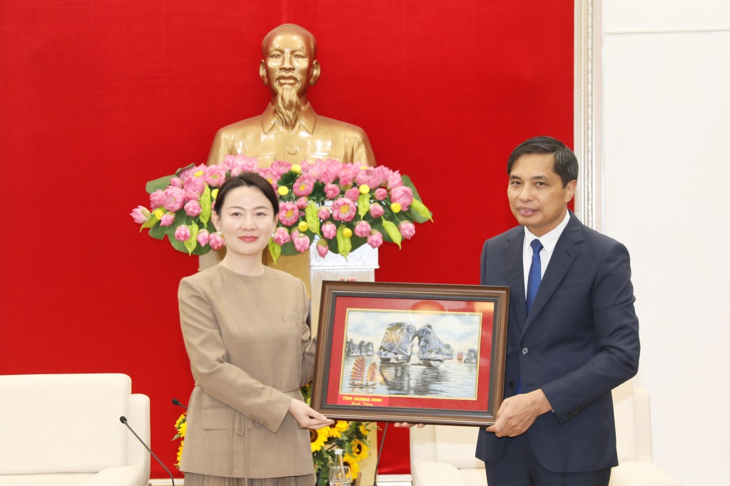  Ba Ngo Tinh - Pho Tong Giam doc Tap doan Xay dung Thai Binh Duong - bay to mong muon duoc nghien cuu, dau tu du an duong ham xuyen vinh Cua Luc. Anh: Do Phuong