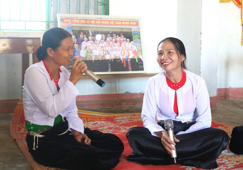 Muong women practice singing folk songs, a cultural trait passed down for thousands of years. Photo: Thanh Tuan