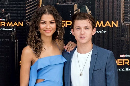 Tom Holland và Zendaya đã đính hôn