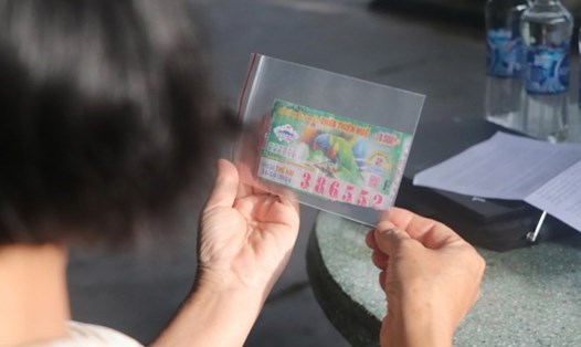 Công ty xố sổ từ chối trả thưởng tấm vé số 2 tỉ đồng. Ảnh: Thương Nguyễn